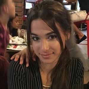 Meet your Posher, Gabby